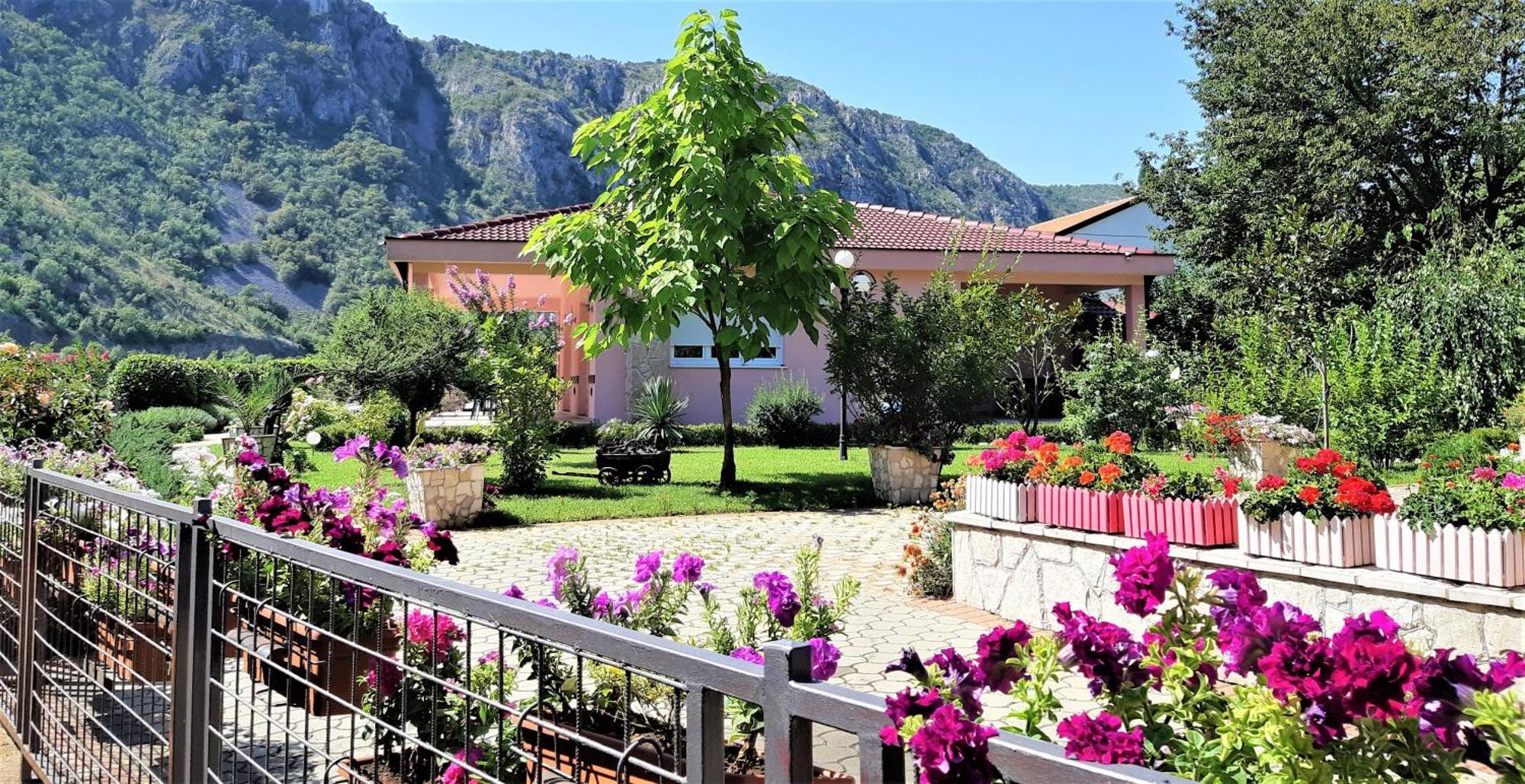 Hacienda Neretva Villa Buna Exteriör bild
